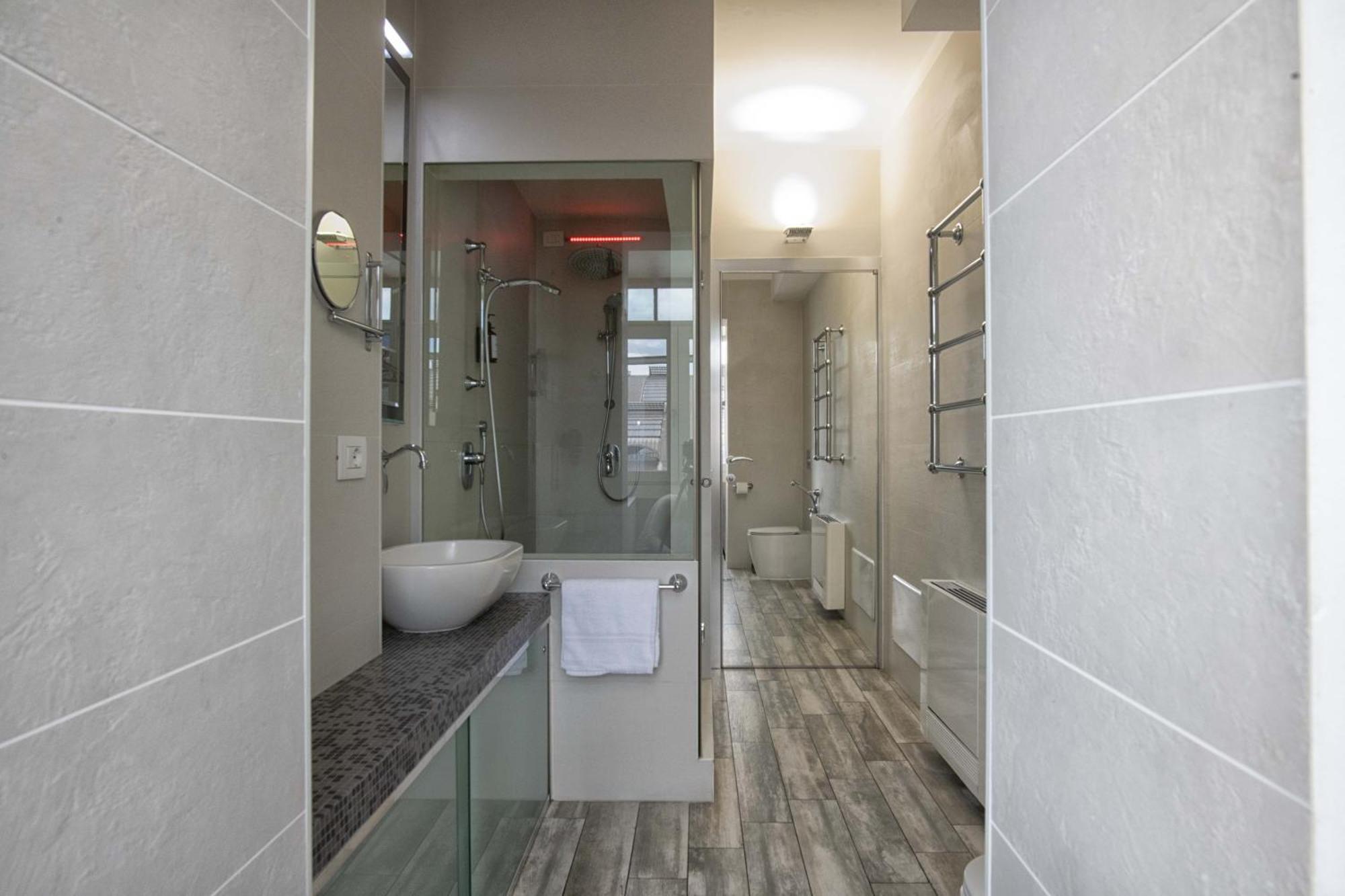 Luxury Flat With Terrace / Stunning Skyline View *